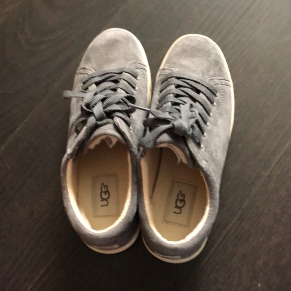 Grey Ugg sneaker - Picture 2 of 2